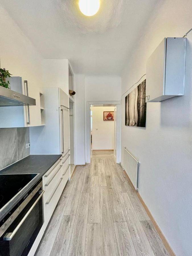 Appartamento Deluxe Studio 3P Th Vienna Esterno foto
